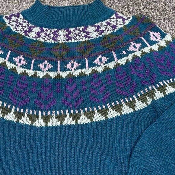 Icelandic Design Teal Sweater M Multi-Color Tree Blend Nordic Ugly Christmas - Picture 1 of 11